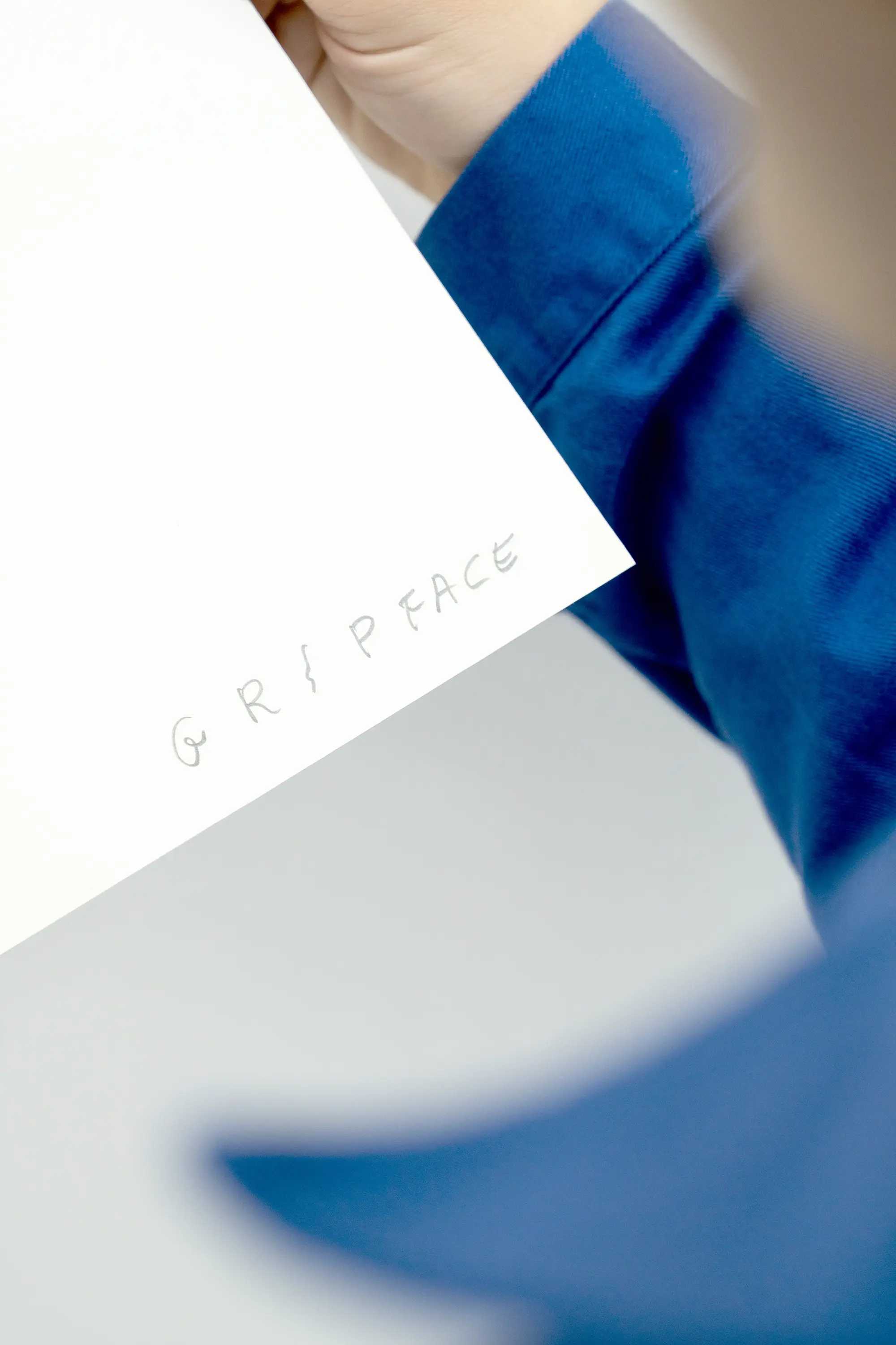GRIP FACE - SELF PORTRAIT IN FUMES